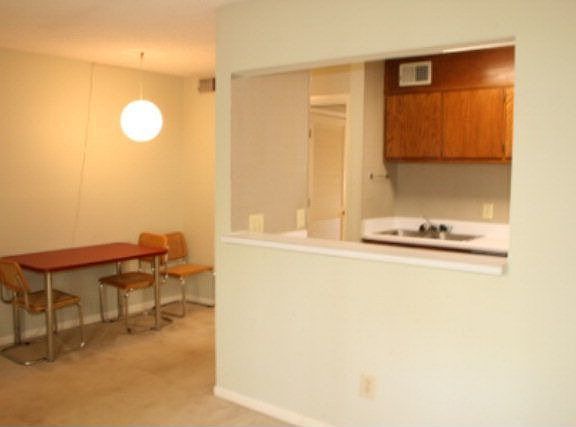 5th image of 148 E University Dr APT B106