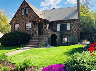 225 SW McKenzie St, Pullman, WA 99163