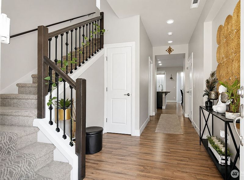 3rd image of 19607 25th Drive SE