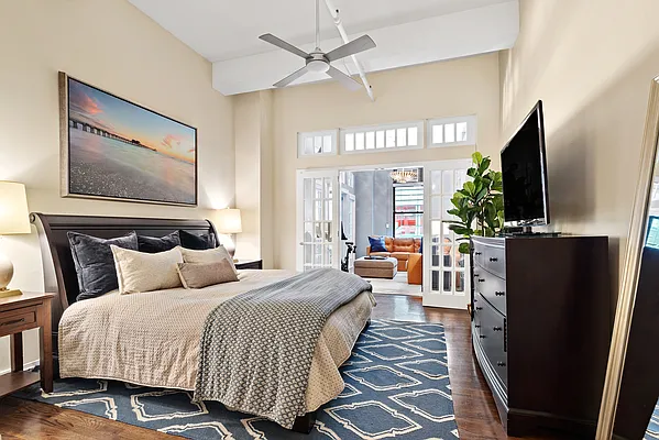 Sold by Compass | media 16