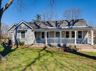223 S Grant St, Westmont, IL
