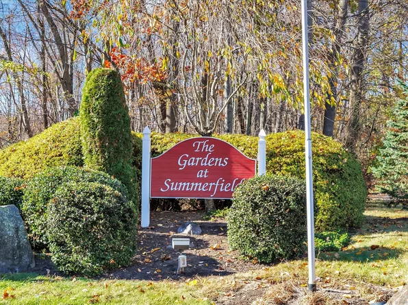163 Summerfield Gardens #163, Shelton, CT 06484