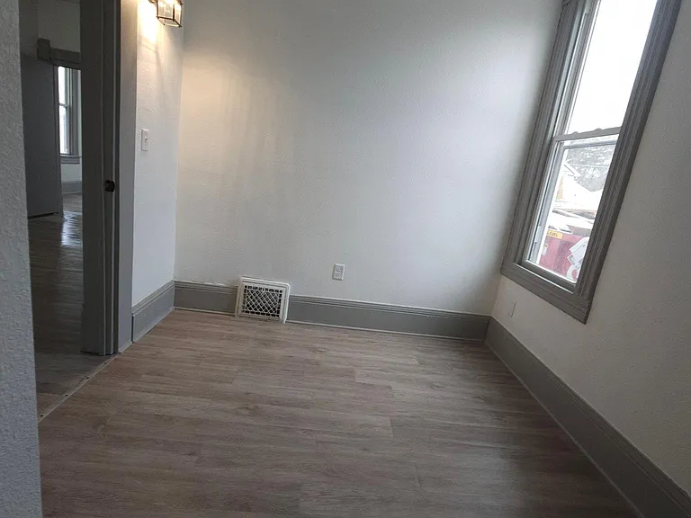 4715 10th Ave #1 — Photo 15