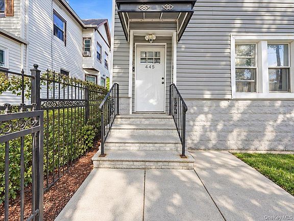 4th image of 445 S 8th Avenue
