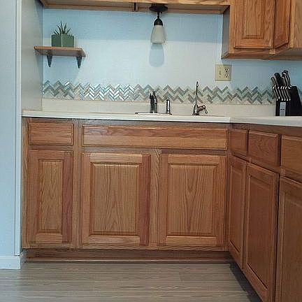 3rd image of 138 Longfellow Dr