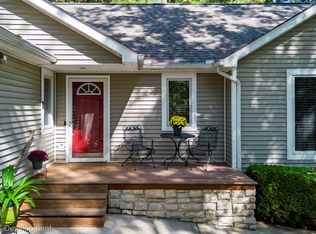 925 Sarah Rd, Pinckney, MI