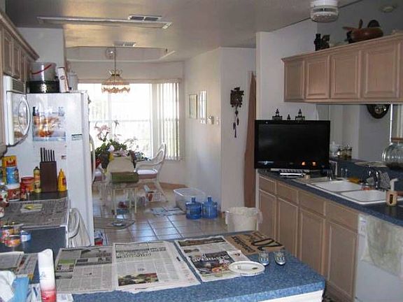 Kitchen/Breakfast Nook