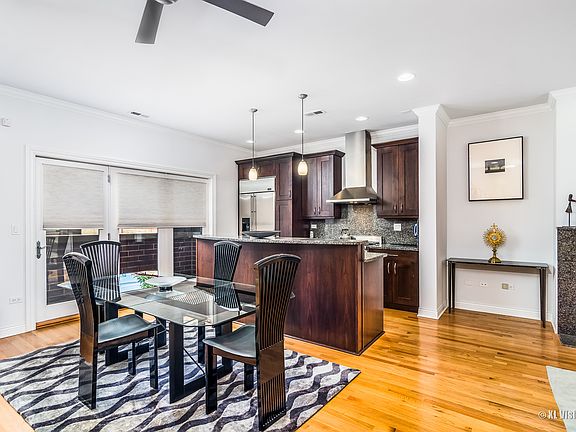 5th image of 2134 W Irving Park Rd APT 2