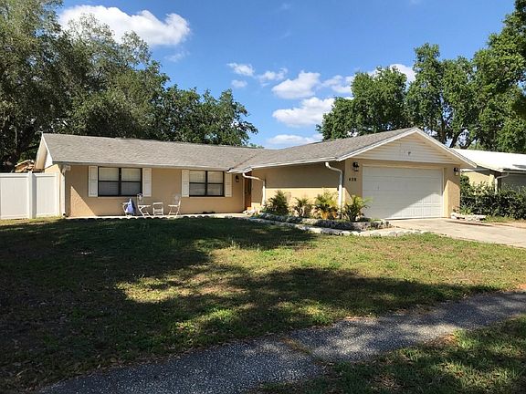 3rd image of 4211 Woodlark Dr