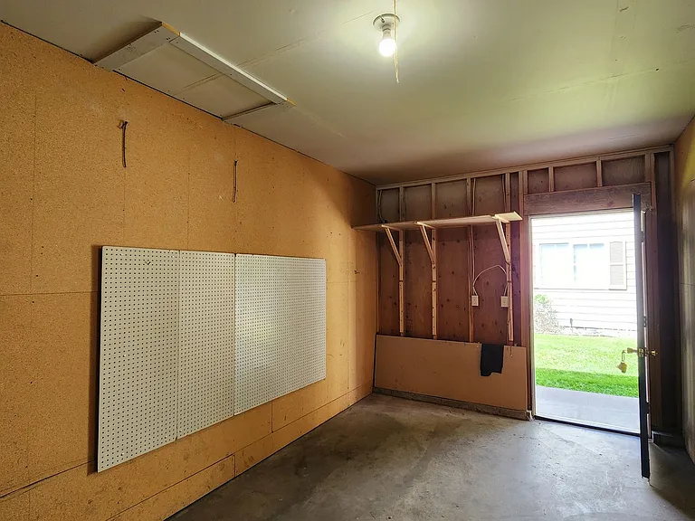 4104 Hillview Way — Photo 41