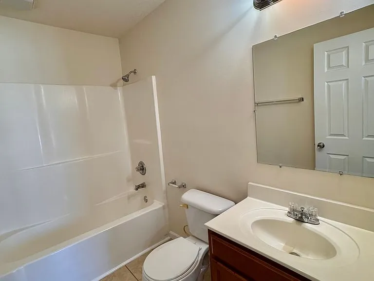 44 Blakely Ct — Photo 7