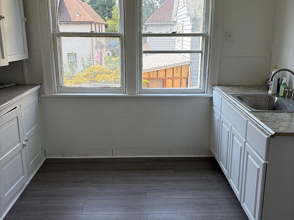 57 Zittel St #2