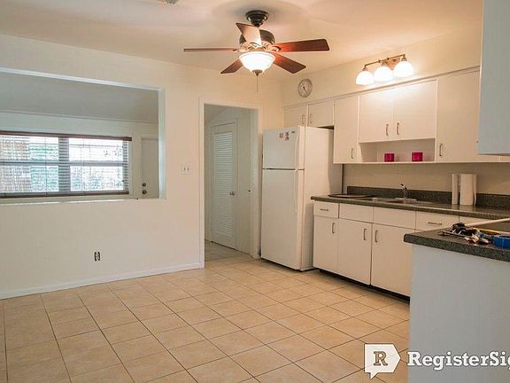 3rd image of 317 Northlake Dr