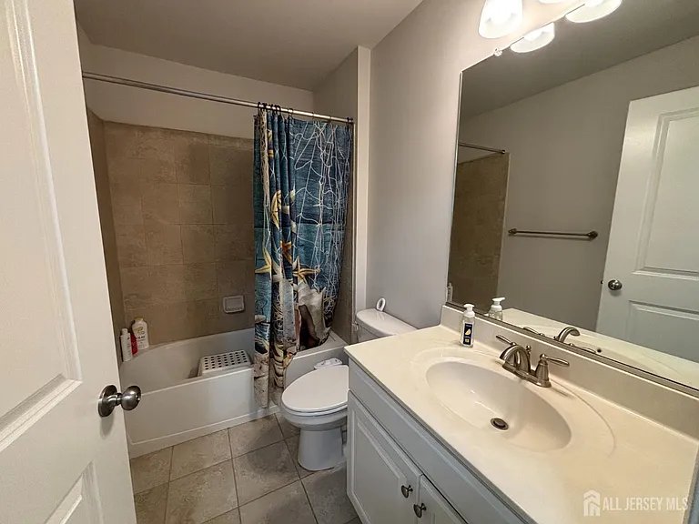 1002 Hights Farm Rd N — Photo 26