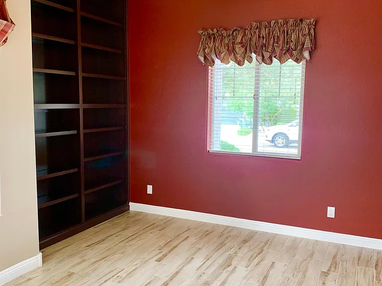 3927 E Rockingham Rd — Photo 23