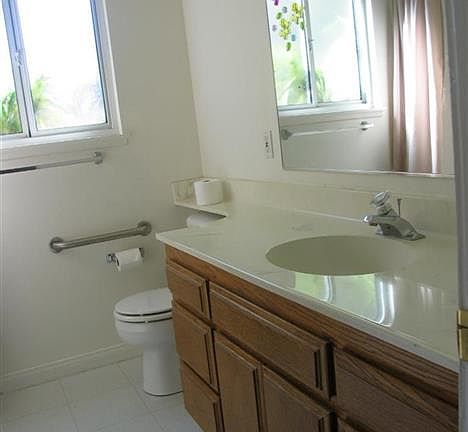 5th image of 270 Antares Ave