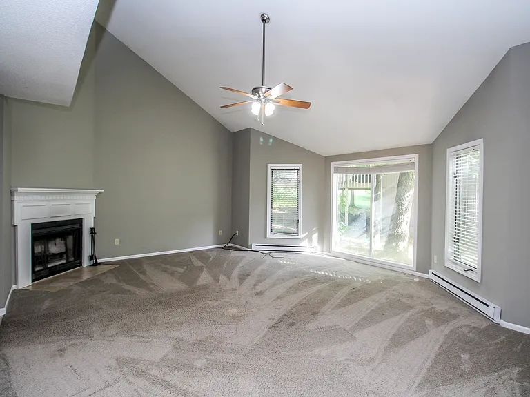 117 Hollyridge Ln — Photo 19