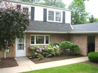7715 Peachmont Ave NW, North Canton, OH 44720