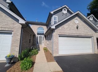 404 Kresswood Dr, McHenry, IL