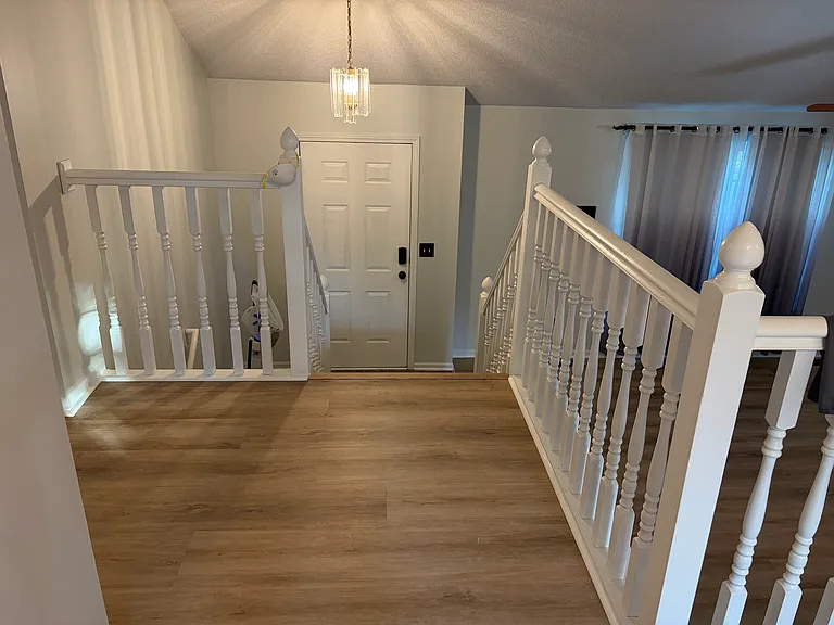 304 NE Dreamweaver Ave — Photo 7