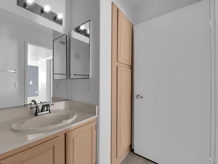 5710 E Tropicana Ave #2130 — Photo 29