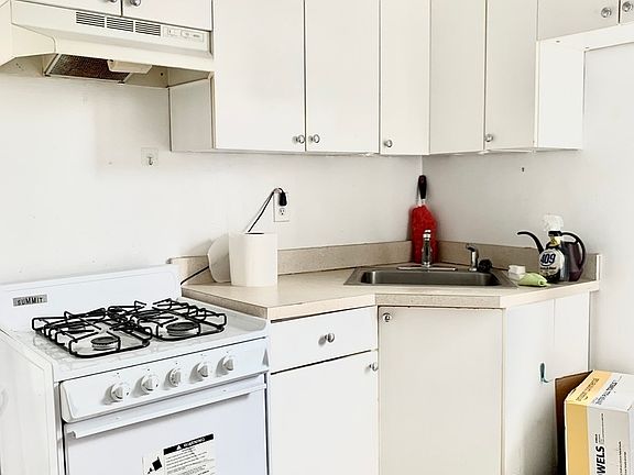 4th image of 248 E 90th St APT 5C