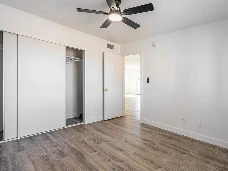 17851 N 40th St #1 — Photo 11