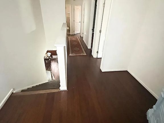 3rd image of 8707 Raleigh Mews