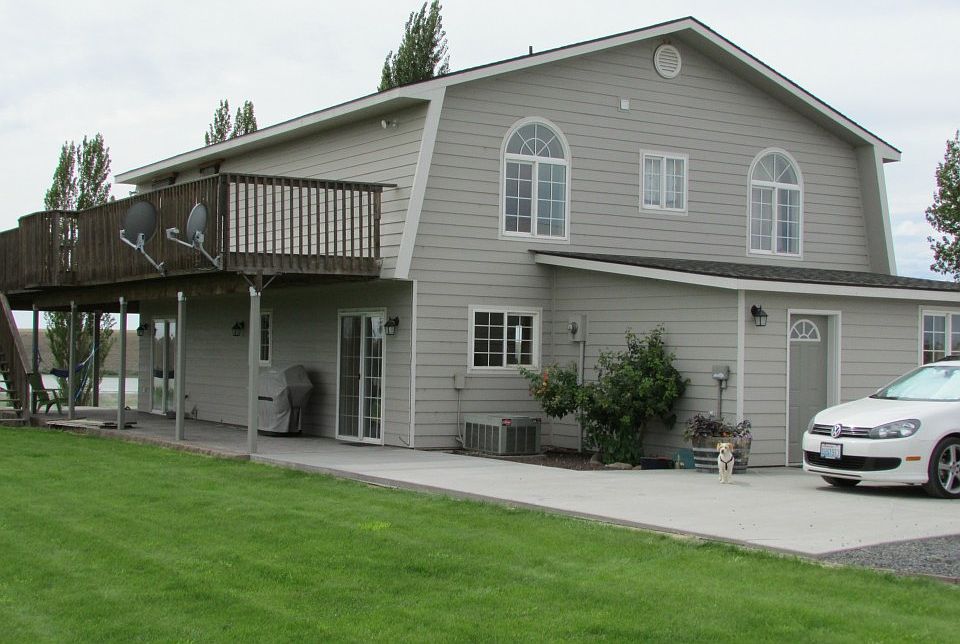 1st image of 3643 Lake Vista Pl NE