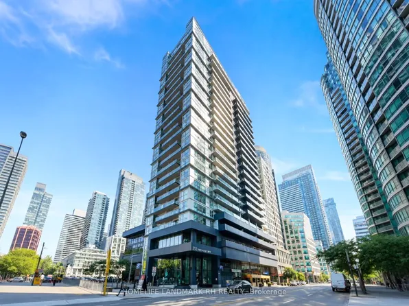 352 Front St W #318, Toronto, ON M5V 0K3