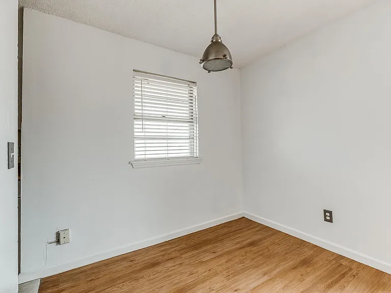 6728 N Meridian Ave #F — Photo 15