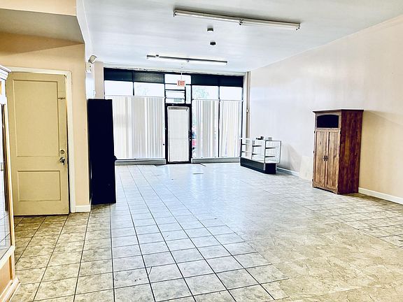 2nd image of 5421 W 25th St