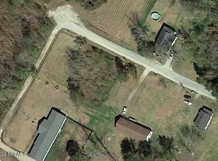 175 McGowan Rd, Jacksonville, NC 28540