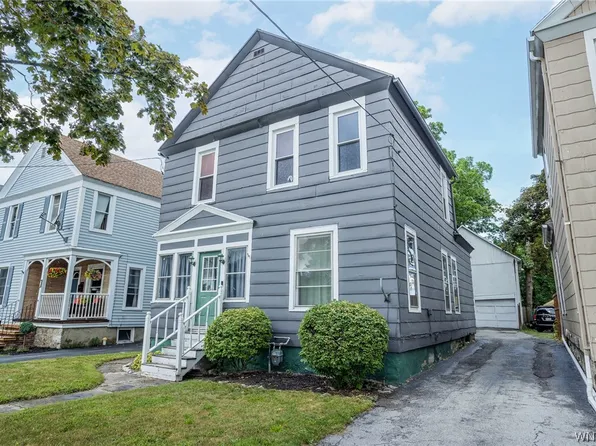 5 Margaret Pl, Batavia, NY 14020