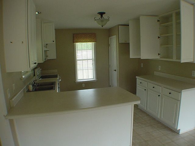 2nd image of 133 Sandy Branch Ln