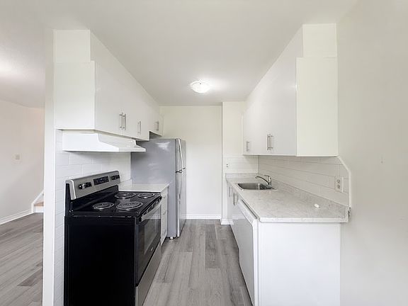 5th image of 2830 Midland Ave #48