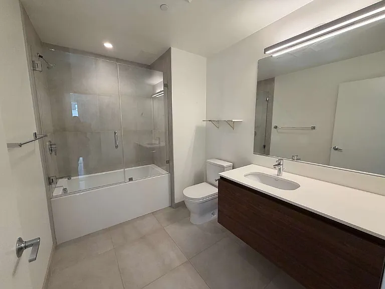 815 Tennessee St #111 — Photo 6