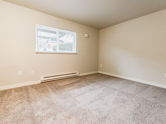 Tacoma Apartments - Notch8 Apartments - Bedroom