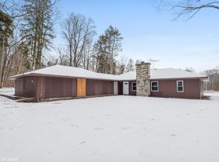 17917 Hoder Rd, New Buffalo, MI 49117