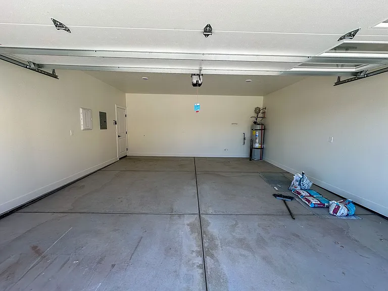 915 S Willow Dr — Photo 33