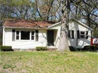 106 Marten St, Chicopee, MA 01020