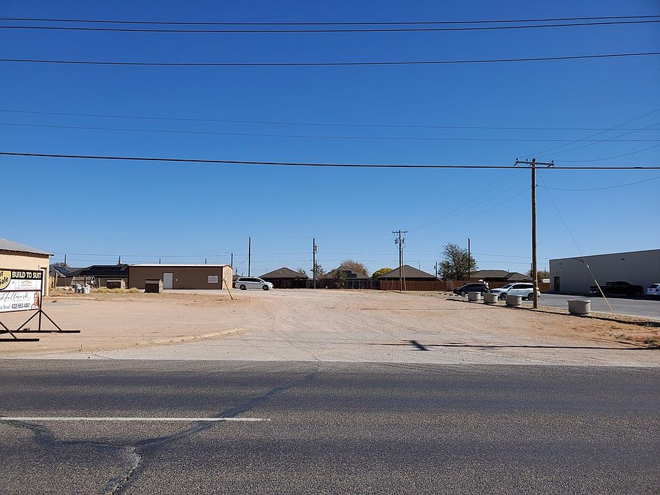2nd image of 709 S Main St