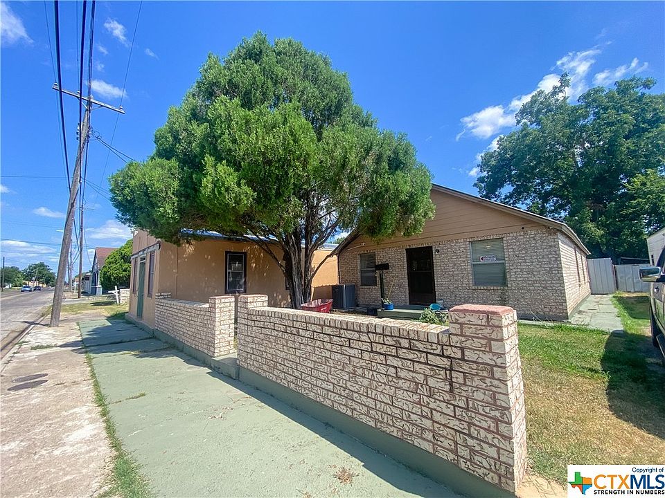 1106 & 1108 E Juan Linn St, Victoria, TX 77901 MLS 513245 Zillow