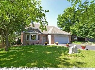 18610 Clear View Dr, Minnetonka, MN 55345
