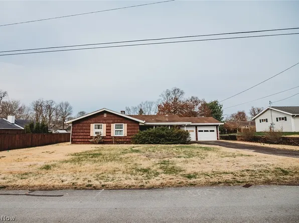 203 Clark Dr, Marietta, OH 45750