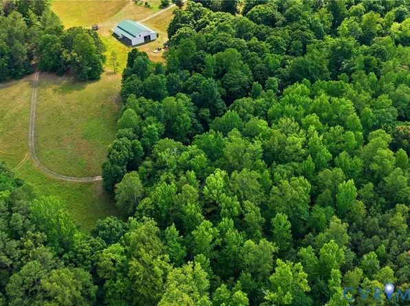 13274 W Patrick Henry Rd, Doswell, VA 23047
