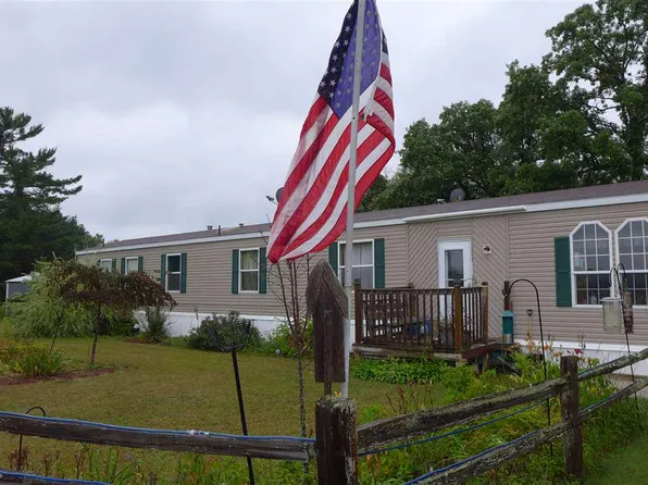 N4642 Anderson Ln, Waupaca, WI 54981