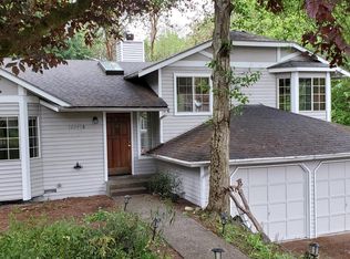 12047B 36th Ave NE, Seattle, WA 98125