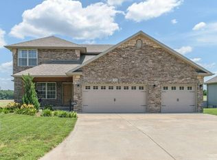 1370 N Opportunity Ave, Republic, MO 65738