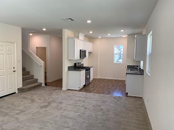 2nd image of 17122 Zion Dr